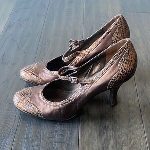 Franco Sarto Brown Snakeskin Mary Jane Heels Womens Sz 9.5 Bronze